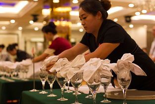 从“高兴而来”到“满意而归” 论餐饮与住宿服务中的高质量服务态度